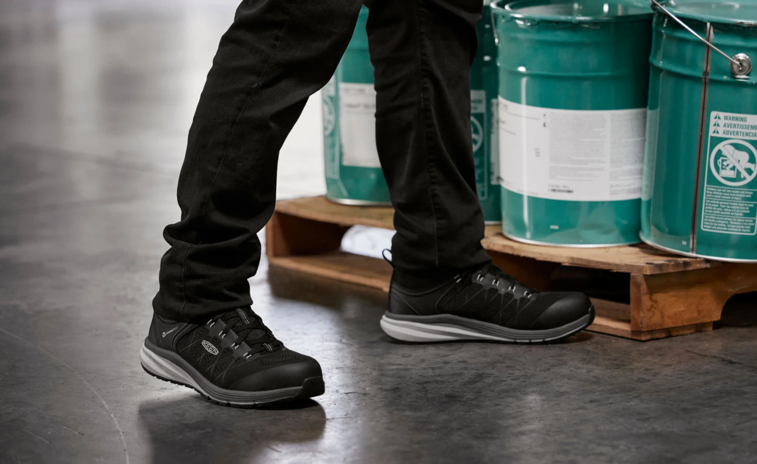 Keen Men's Vista Energy Mid (Carbon-Fiber Toe) | Vapor/Black 5 Keen Men's Vista Energy Mid (Carbon-Fiber Toe) | Vapor/Black - Image 5