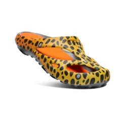 Keen Men's Shanti Arts | THC Cheetah Rainbow -Keen Deals Store 152e17020f41a3ac6aa2917899ca58204d7da63c