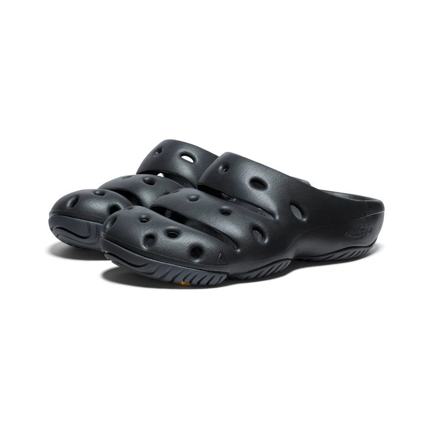 Keen Men's Yogui Clog | Black/Magnet 2 Keen Men's Yogui Clog | Black/Magnet - Image 2