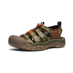 Keen Men's Newport Retro X Smokey Bear | Smokey Bear/Military Olive -Keen Deals Store 60a22a72b7fd3afc9878b4539a14b550f5828fa8