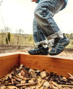 Keen Little Kids' Chandler 2 CNX Sneaker | Black Iris/Evening Primrose -Keen Deals Store KidsChandler2Lifestyle3 e9779eba 5df9 4b26 a142 4689febcab02