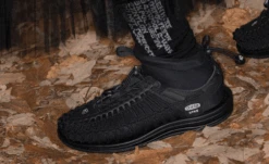 Keen Women's UNEEK High Top X HYKE | HYKE Black 15 Keen Women's UNEEK High Top X HYKE | HYKE Black -Keen Deals Store Lifestyle1Womens 1027975