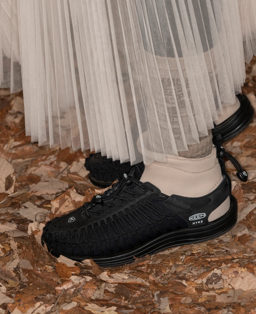 Keen Women's UNEEK High Top X HYKE | HYKE Black 9 Keen Women's UNEEK High Top X HYKE | HYKE Black - Image 9