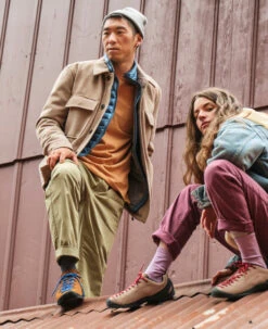 Men's Jasper | Sea Moss/KEEN Maple -Keen Deals Store MJasperLifestylePDPRight 35971e74 3383 4b34 9b52 2445ce1ad0ff