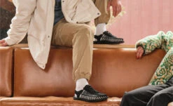 Keen Men's UNEEK | Tortoise Shell/Red Carpet -Keen Deals Store MUNEEKOGLifestylePDPDoublewide 1 59008f1c a517 4a2b b50a 6a0925d2af81