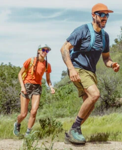 Keen Men's Zionic Waterproof Hiking Shoe | Golden Yellow/Black -Keen Deals Store M ZionicLifestyleLeftSIngle 87a45968 f2a9 42af 9ae3 ebb8accc5ae0