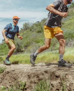 Keen Men's Zionic Waterproof Hiking Boot | Golden Yellow/Birch -Keen Deals Store M ZionicMidLifestyleRightSingle fb53520f 0a5b 4ec8 8e49 eda4795702a1