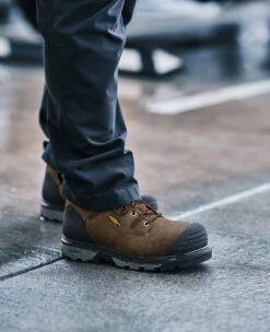 Keen Men's Camden 8" Insulated Waterproof Boot (Carbon-Fiber Toe) | Leather Brown/Black -Keen Deals Store SDD 1014 Camden 1027690 Right Image 1