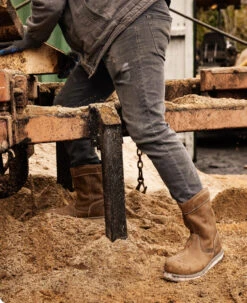 Keen Men's Cincinnati Wellington (Soft Toe) | Belgian/Off White 12 Keen Men's Cincinnati Wellington (Soft Toe) | Belgian/Off White -Keen Deals Store SDD 505 PDP Cincinnati 1026366 Left Image 9d65f261 e1b6 4a7c b065 5b827ef49f35