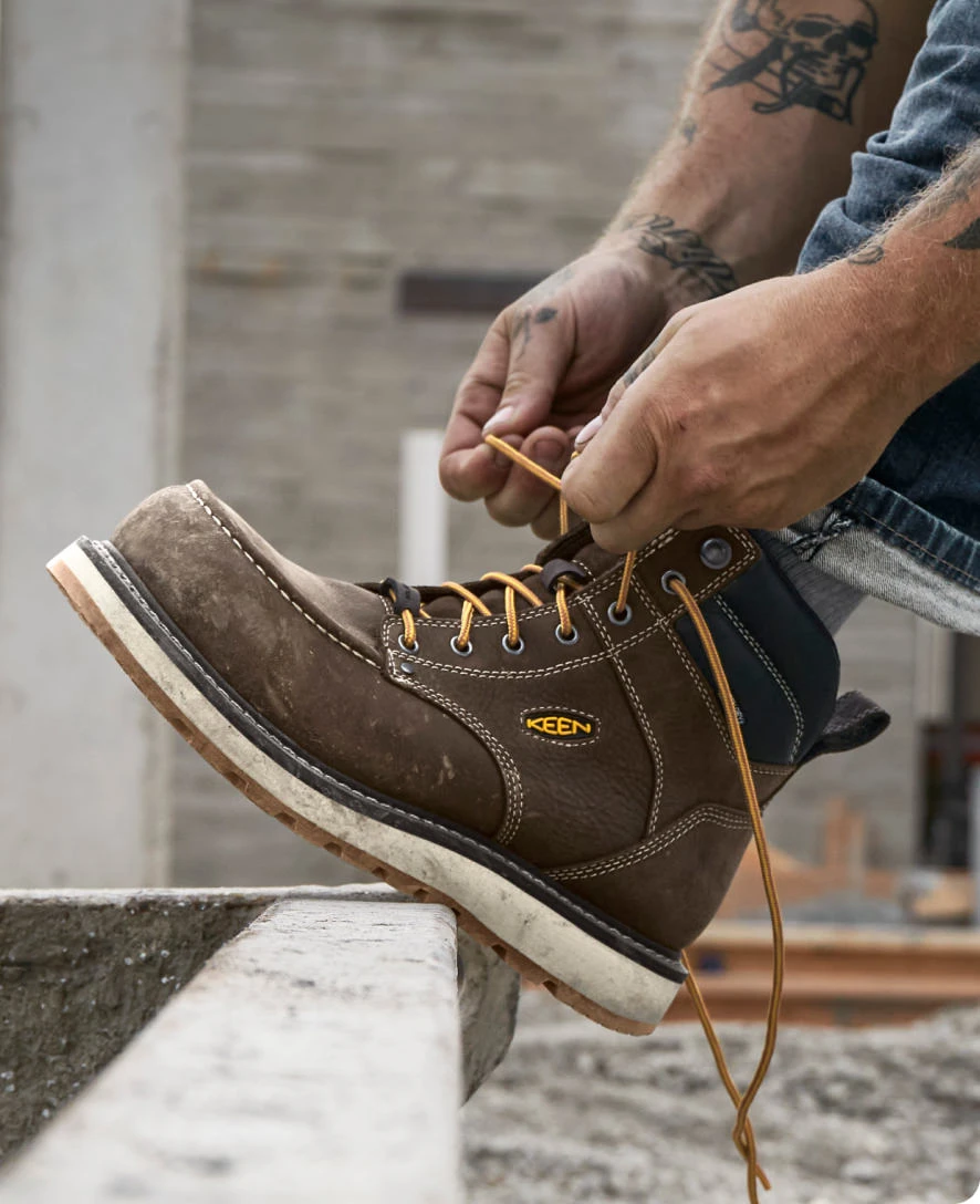 Keen Men's Cincinnati 6" Waterproof Boot (Carbon-Fiber Toe) | Dark Chocolate/Sandshell 7 Keen Men's Cincinnati 6" Waterproof Boot (Carbon-Fiber Toe) | Dark Chocolate/Sandshell - Image 7