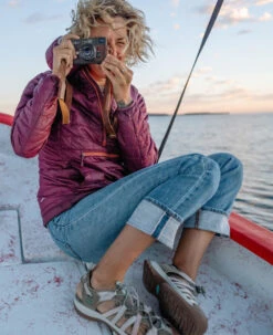 Keen Women's Whisper | Taupe/Coral -Keen Deals Store WhisperLifestylePDPSingleRight 1359148f a8d9 4447 bc67 22649957f69d