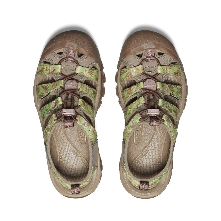 Keen Women's Newport Retro X Smokey Bear | Smokey Bear/Tarragon 3 Keen Women's Newport Retro X Smokey Bear | Smokey Bear/Tarragon - Image 3
