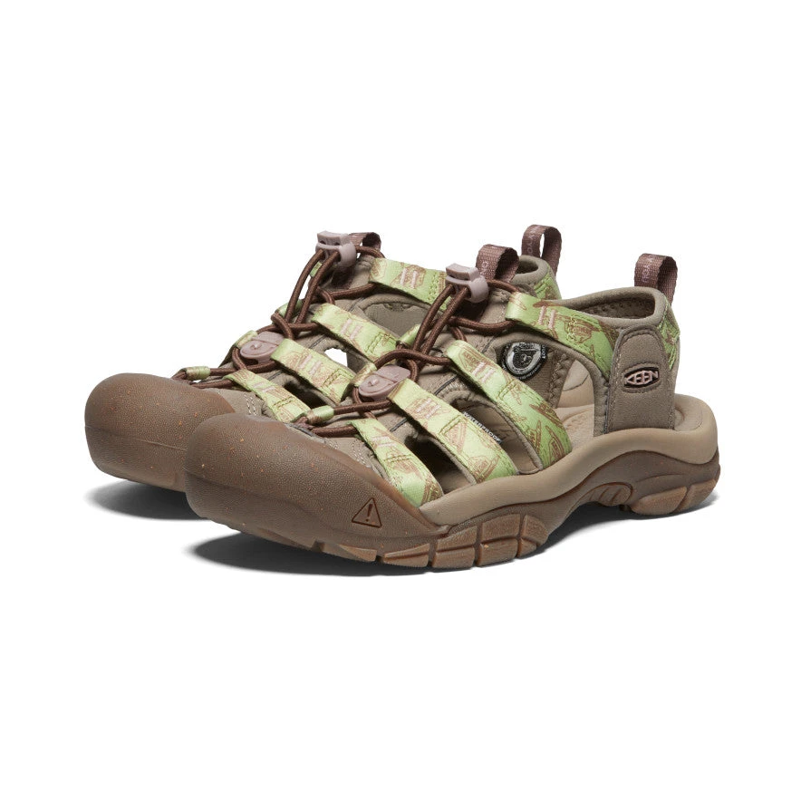 Keen Women's Newport Retro X Smokey Bear | Smokey Bear/Tarragon 2 Keen Women's Newport Retro X Smokey Bear | Smokey Bear/Tarragon - Image 2